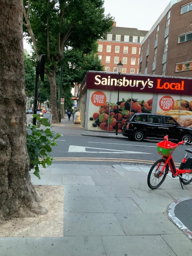 Love From Chelsea Large One Bed Superb Location Sloane Avenue Sw3 * Londen