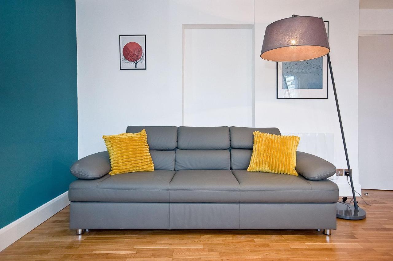 Mulberry Flat 5 - One Bedroom 3rd Floor London
