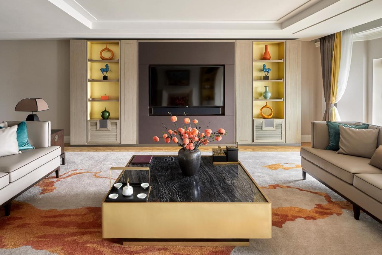 Four Seasons At Tower Bridge Hotel London