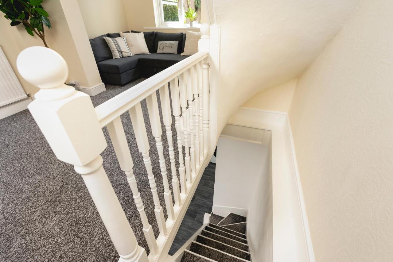 Lägenhet Skyvillion - 2 Bed In Finchley- 2 Mins Walk To East Finchley Tube Station London