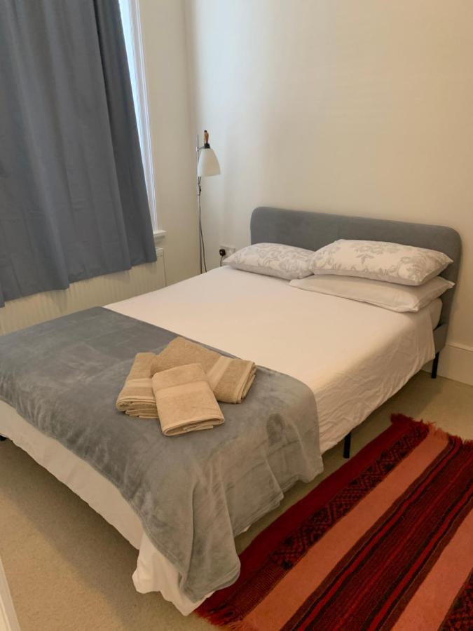 Semesterbostad Spacious Home!