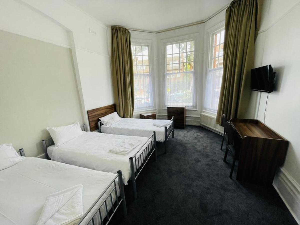 National Hotell 2*