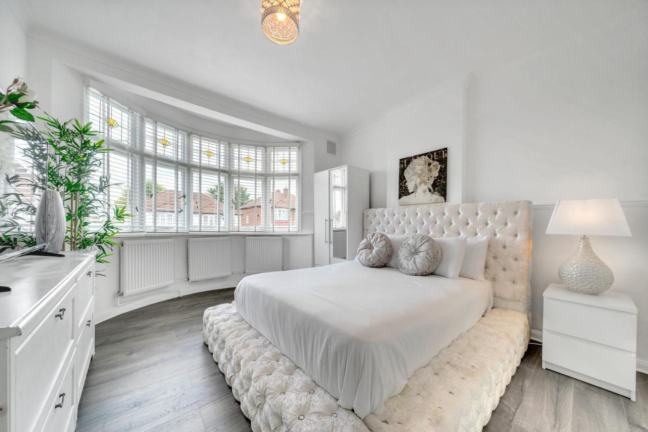 Large Modern 3 Bedroom House West Norwood Crystal Palace Gipsy Hill Holiday home London