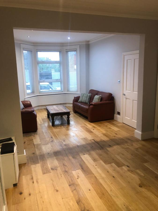 Great 4 Bedroom In Tooting * London