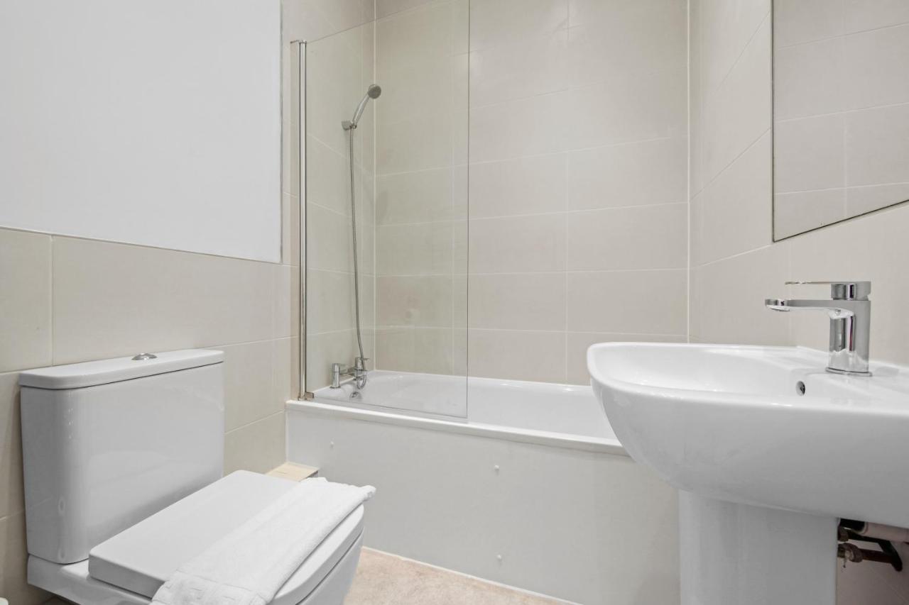 Roof Terrace 2bed Camden Free Wifi * Londen