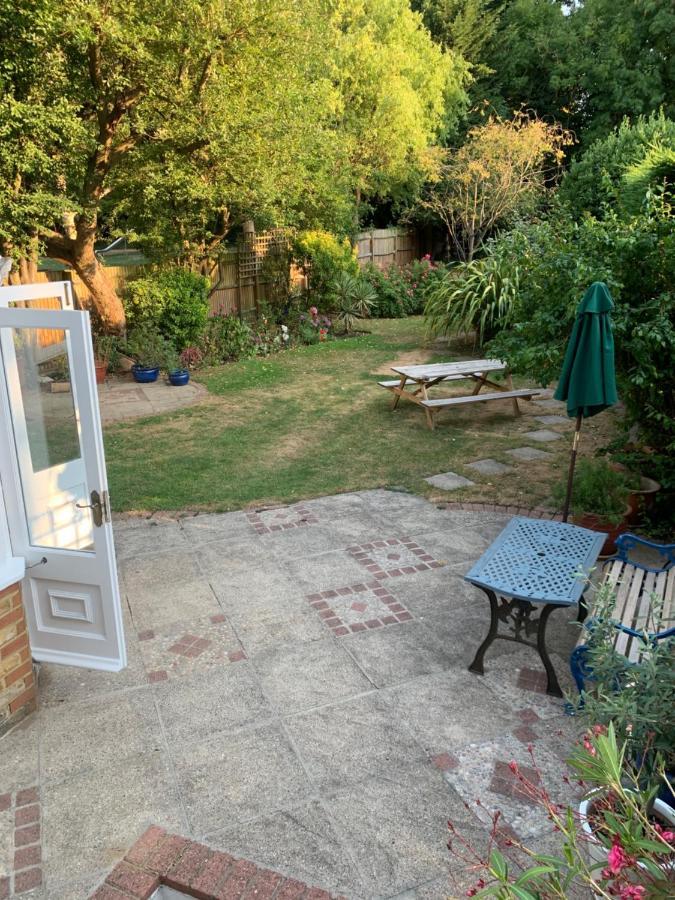 Spacious Home! * London