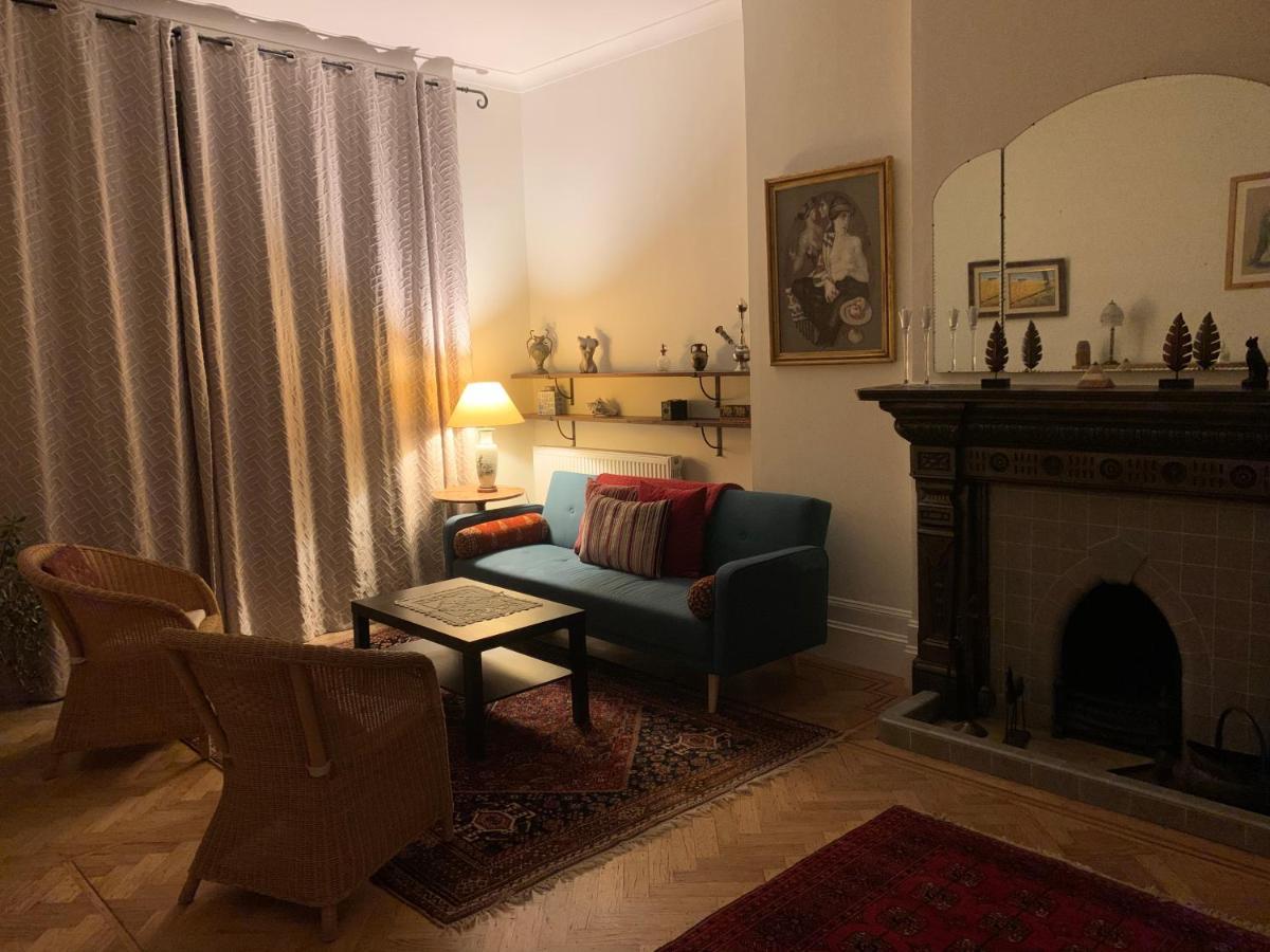 Semesterbostad Spacious Home! London
