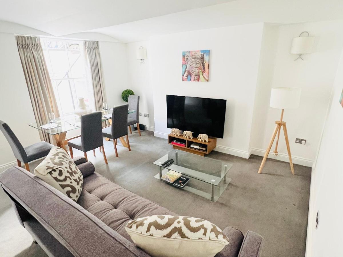 Elegant In The Heart Of Chelsea * London