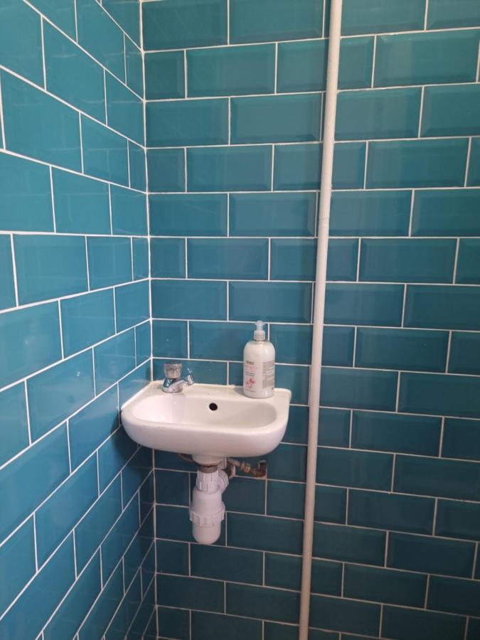 Beautiful 2 Bedroom Flat In Frampton Street Leilighet London