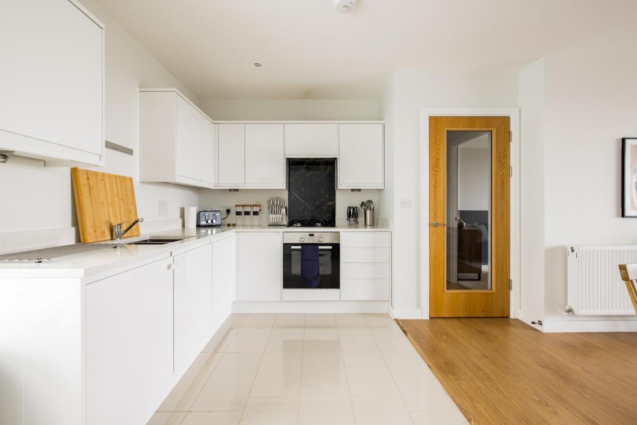 The Limehouse Classic - Endearing 2bdr Flat With Balcony