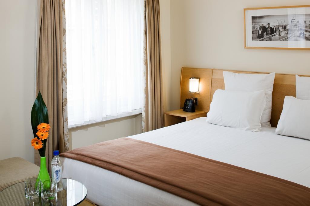The Mayfair Townhouse - An Iconic Luxury 5* London