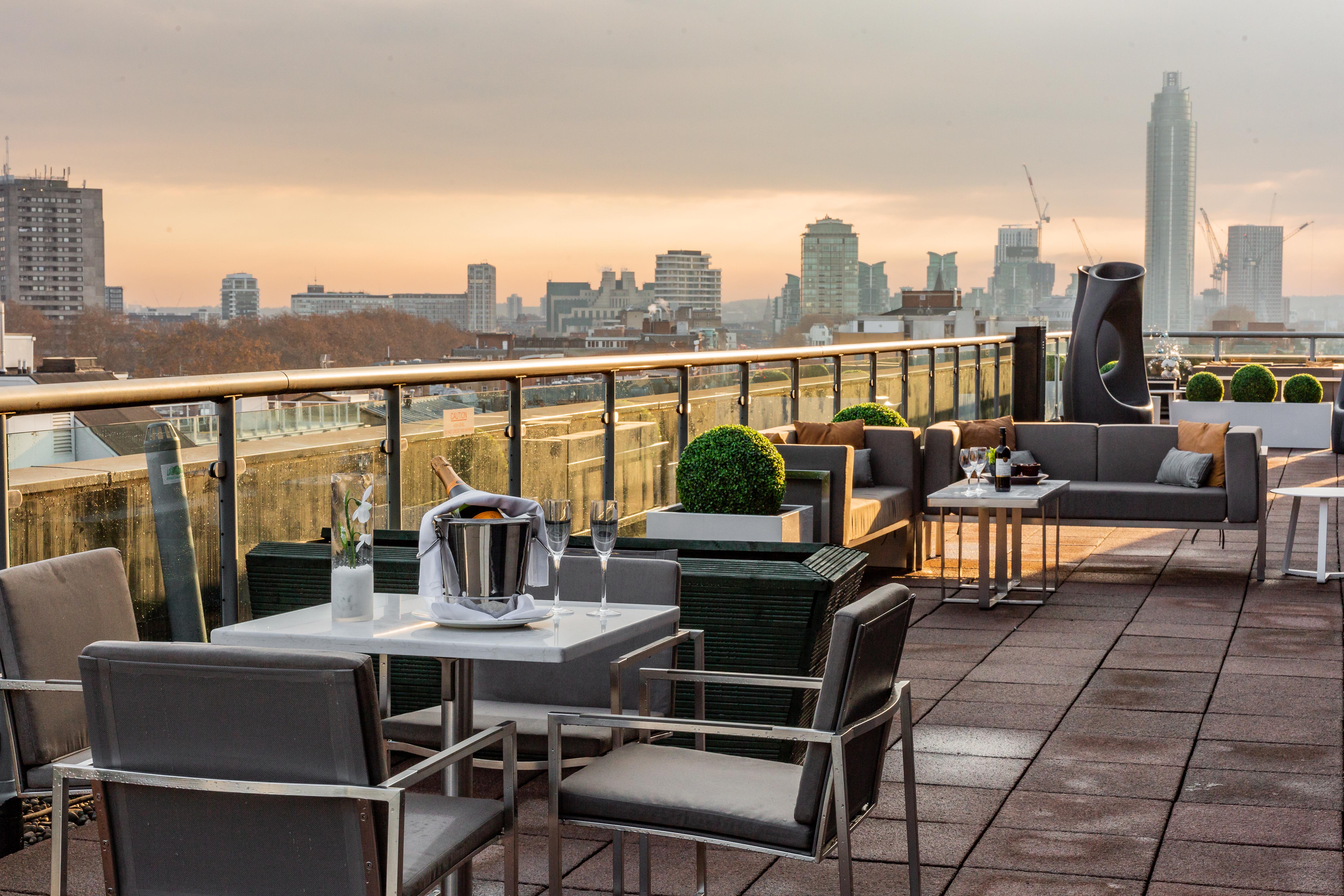 Park Plaza Victoria Hotel London