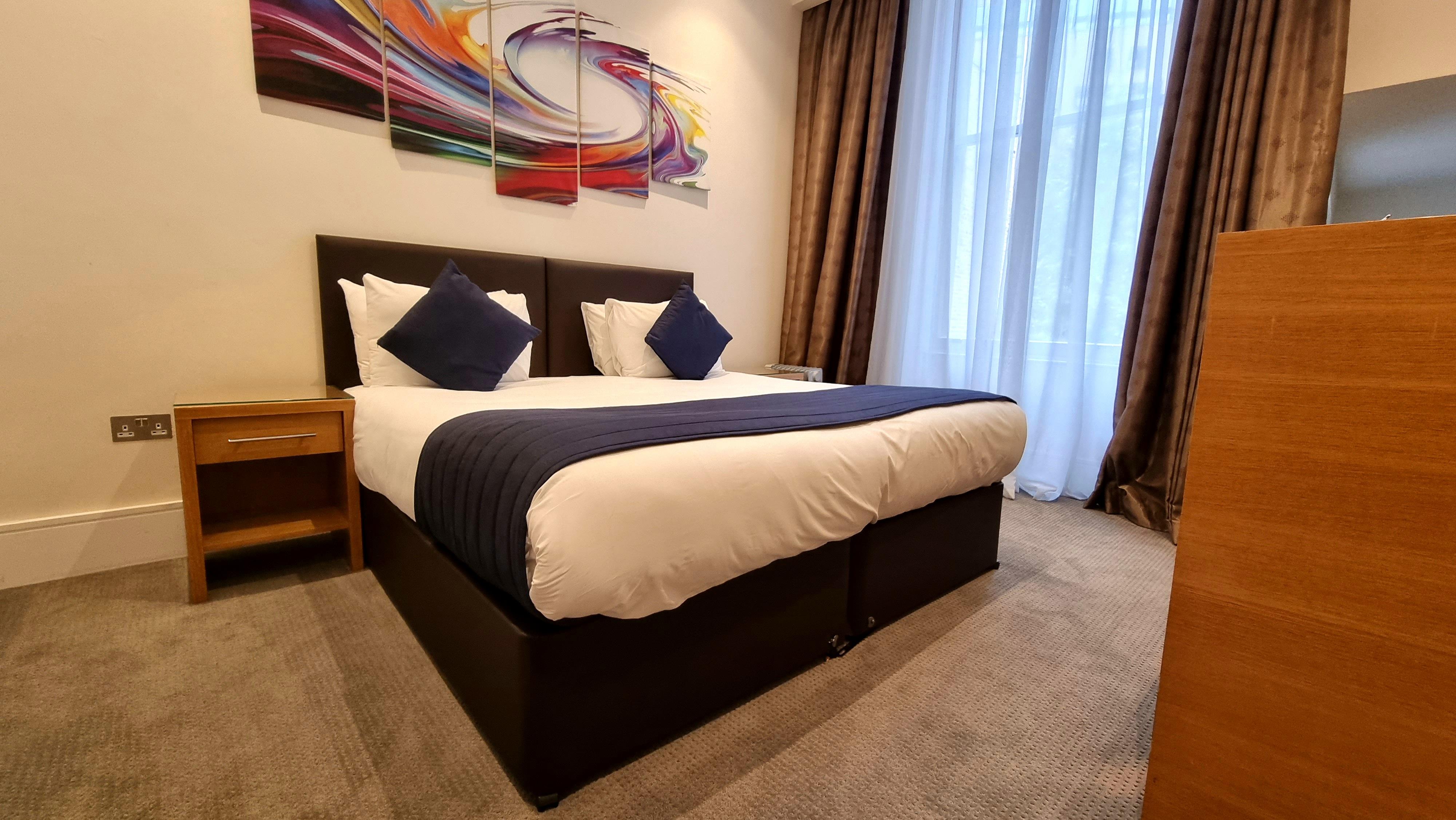 The Park Grand Plaza Kensington 4* Londra