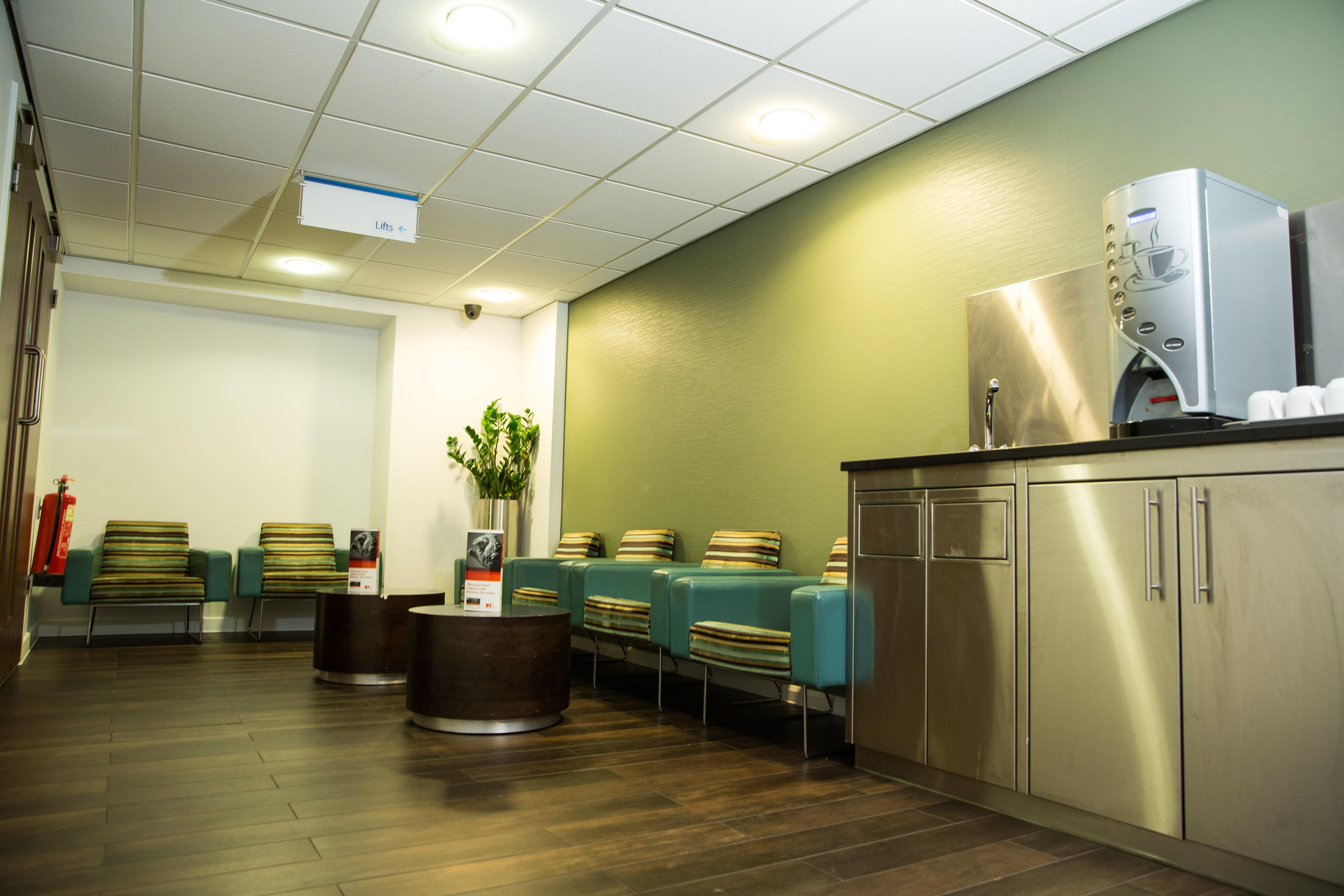 Express Stratford By Ihg 3* Londra
