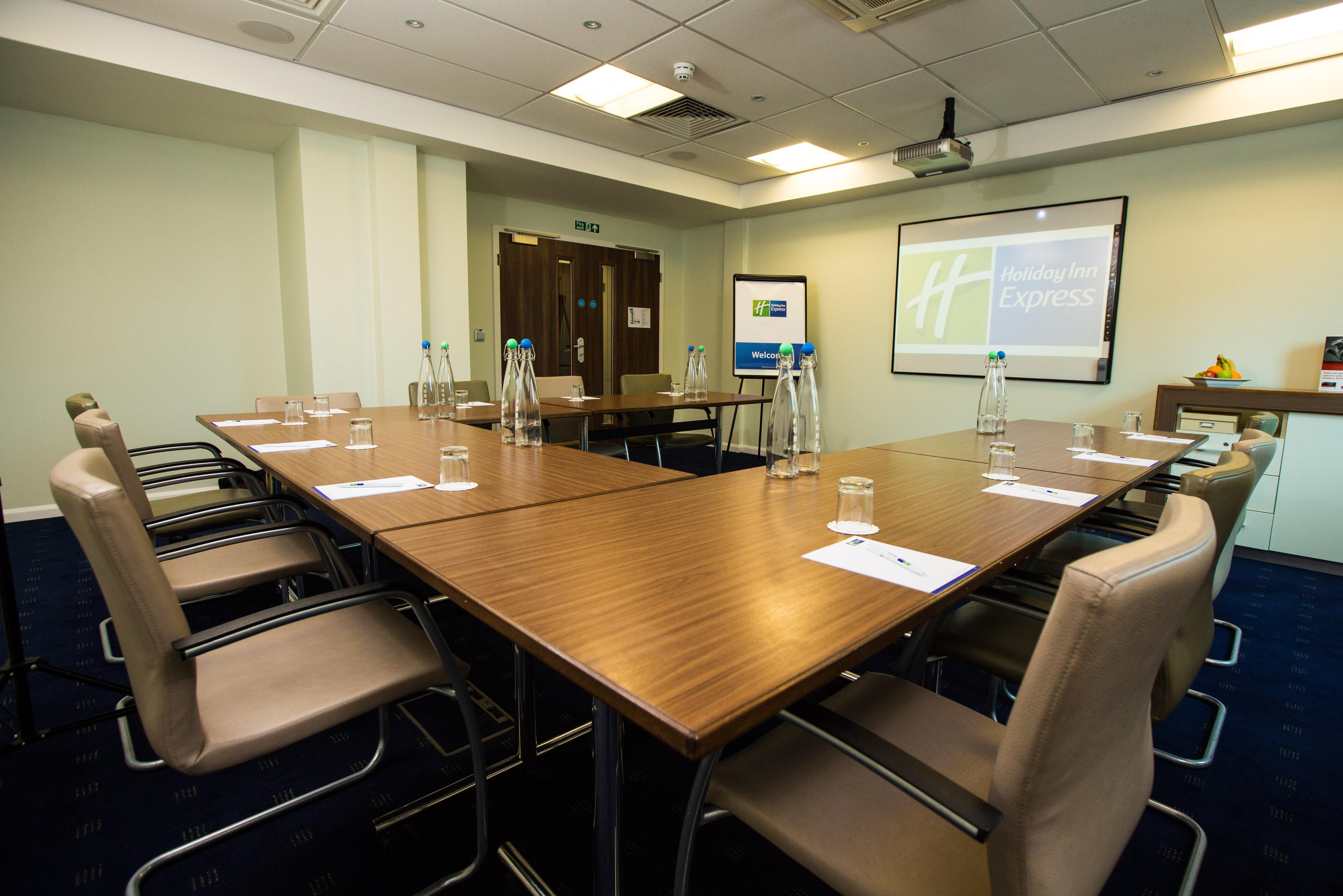 Express Stratford By Ihg Londra