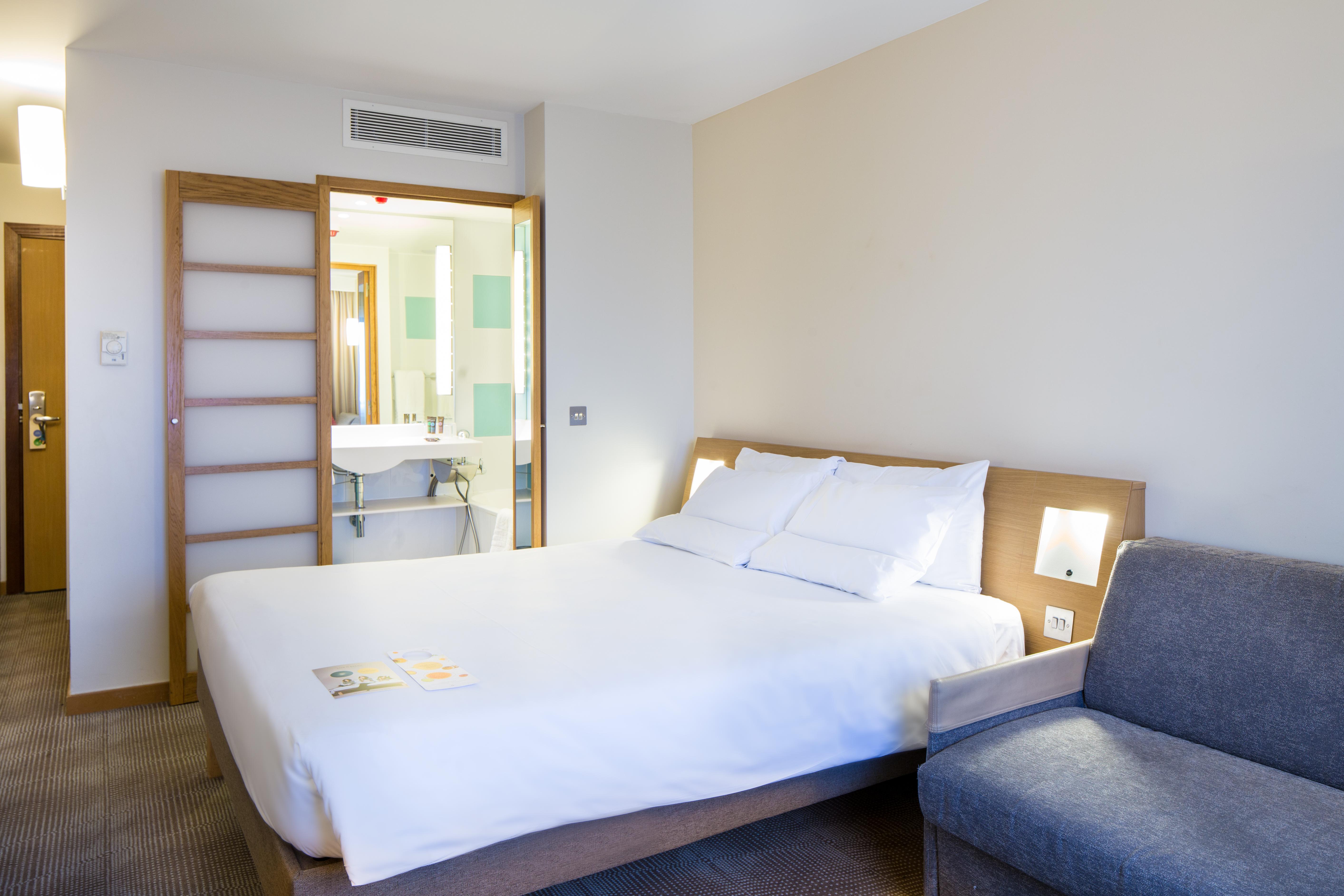 Novotel Paddington Hotel 4*