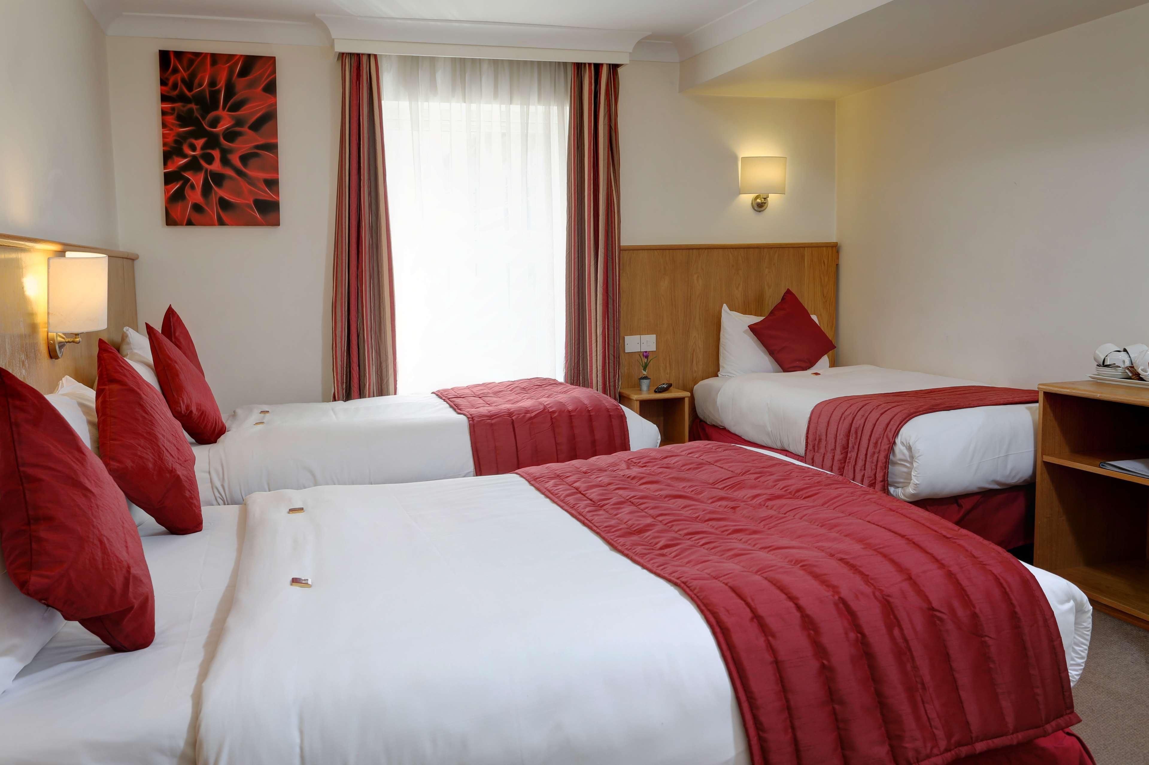 Western Highbury 3* London