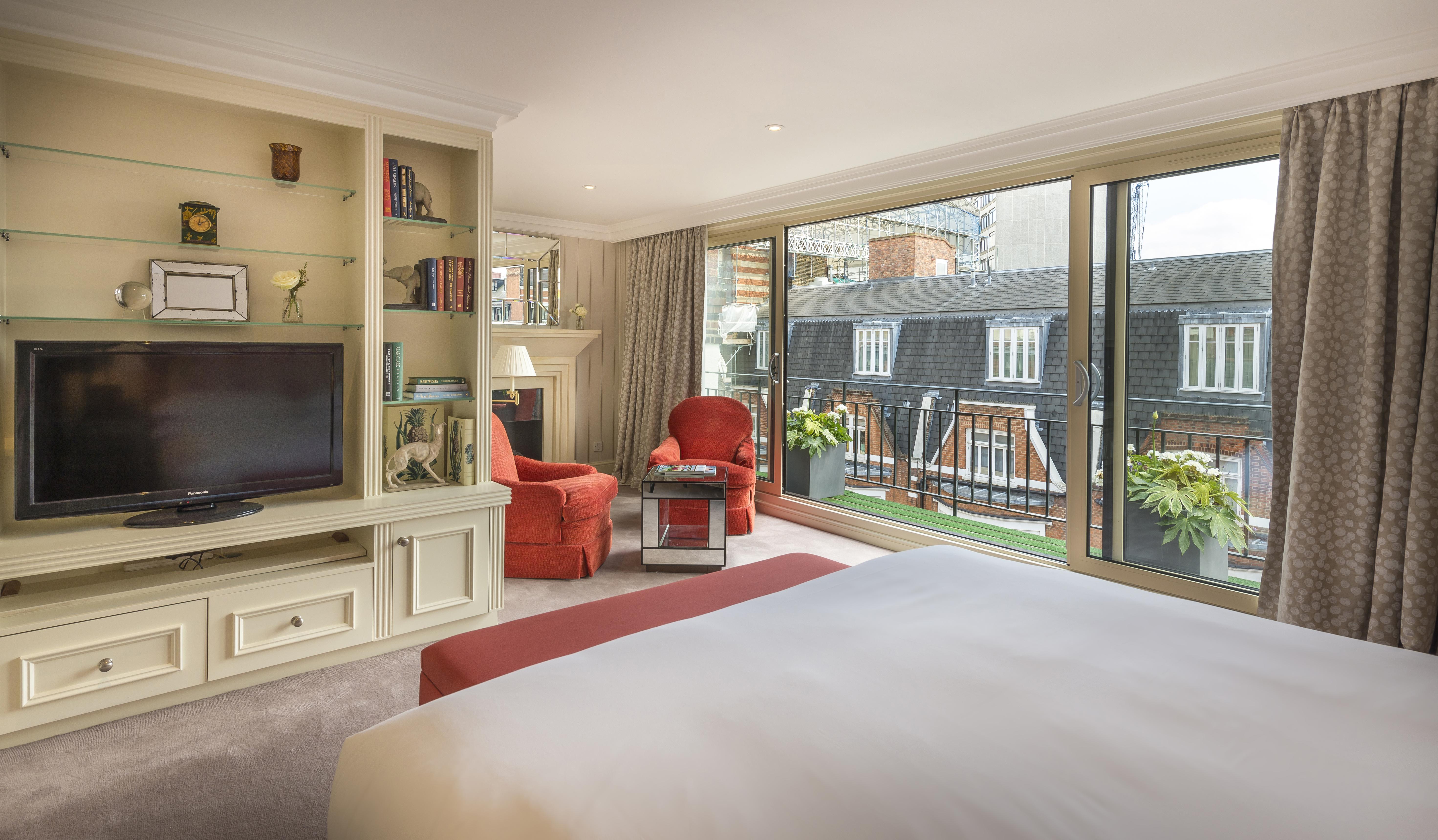 The Capital Hotel, & Townhouse 5*