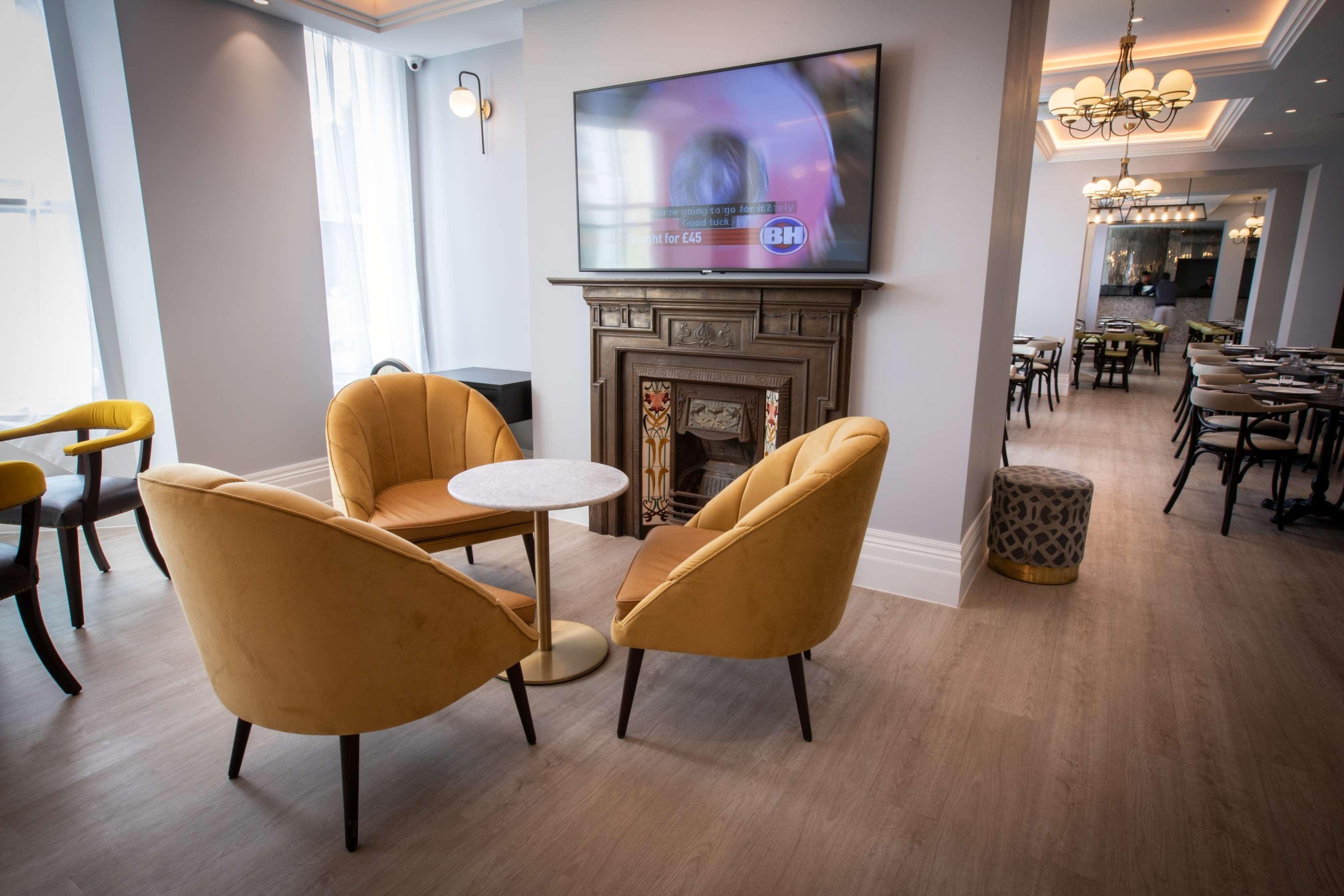 Western Queens Crystal Palace 3* London
