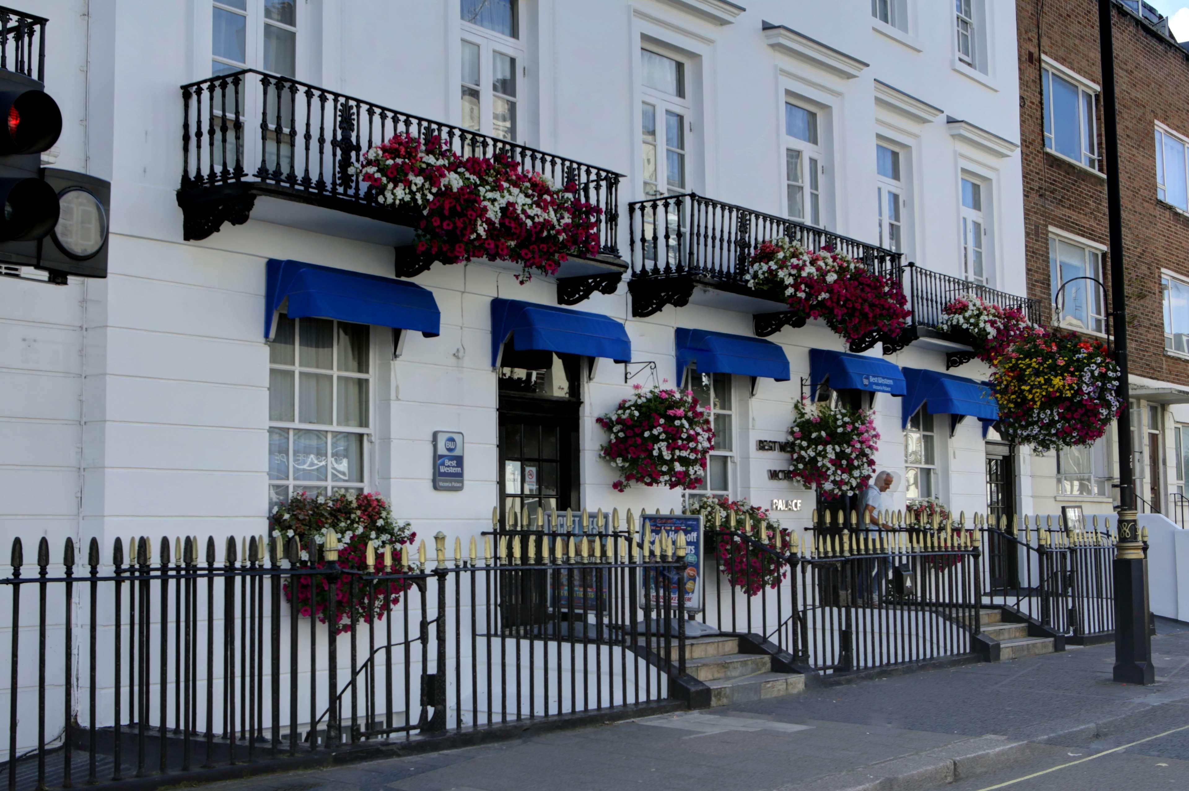 Western Victoria Palace 3*