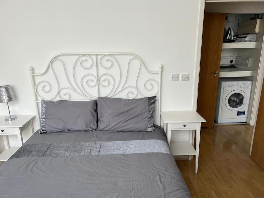 Lägenhet Stunning 2 Bed Flat! Centrally Located In London, Uk! London