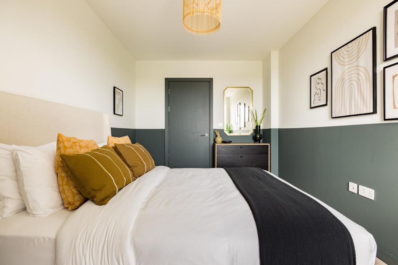 Lägenhet The Limehouse Classic - Endearing 2bdr Flat With Balcony *