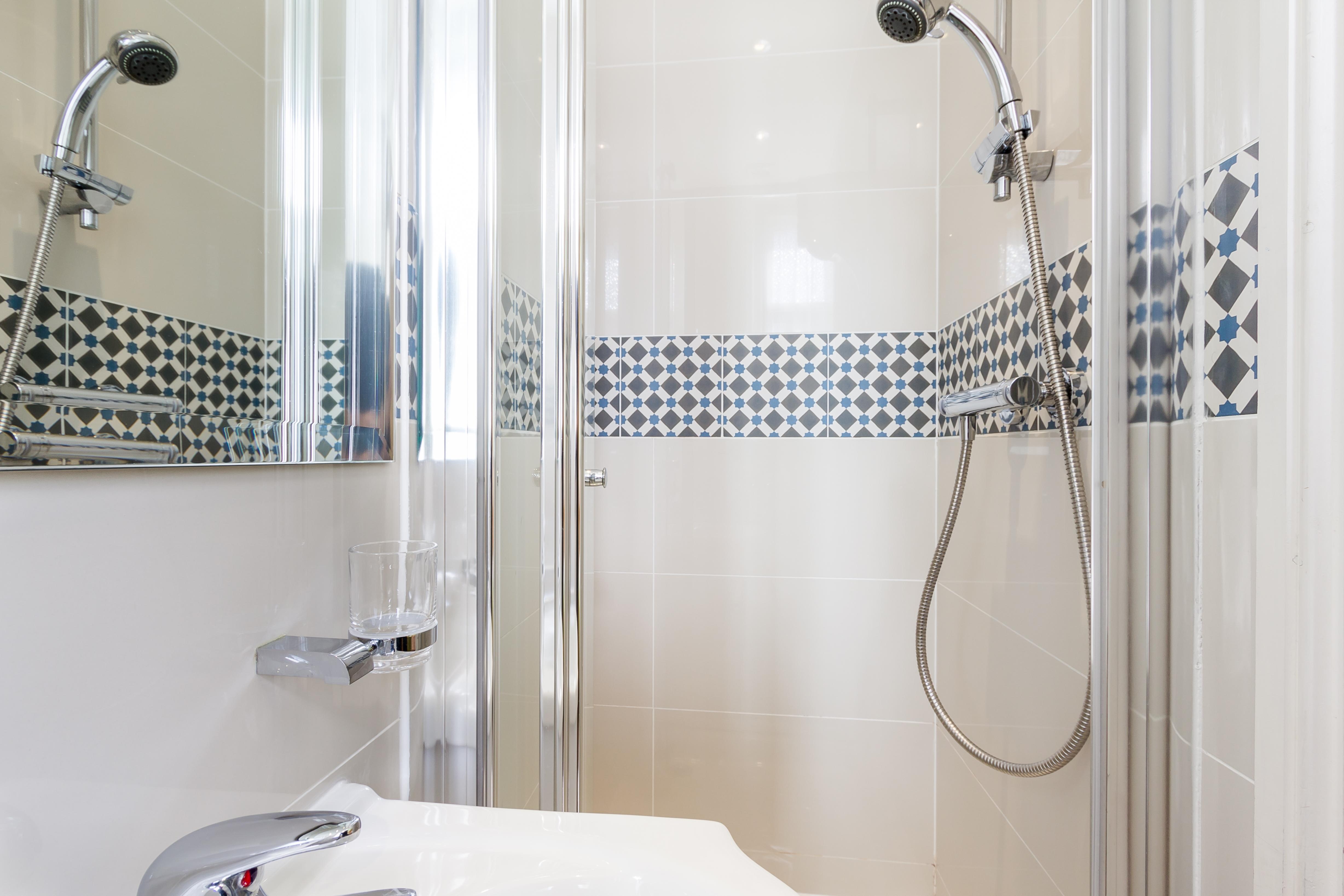 Gower House Hotel 3*
