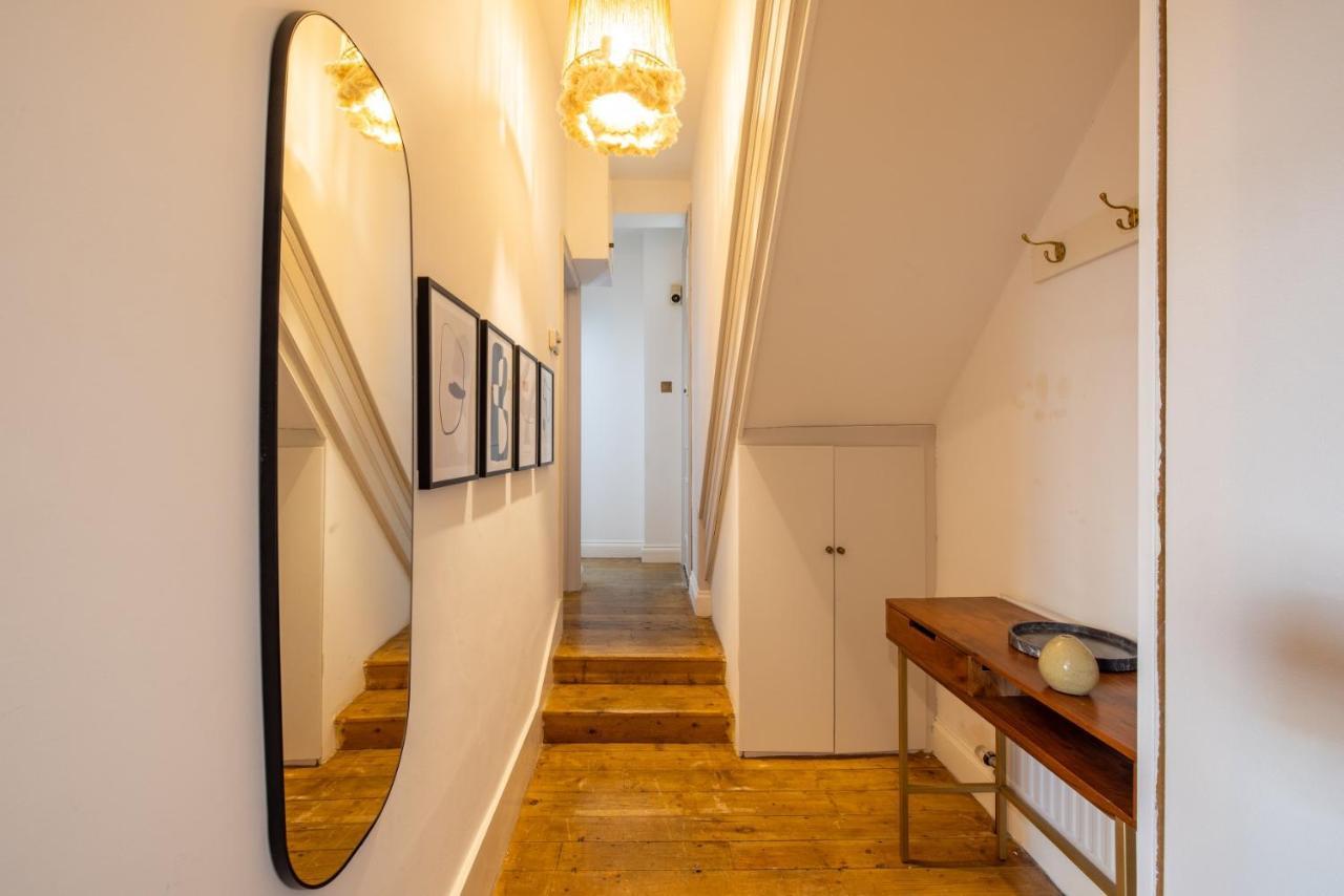 The Fulham Bolthole - Beckoning 2bdr Flat With Garden *