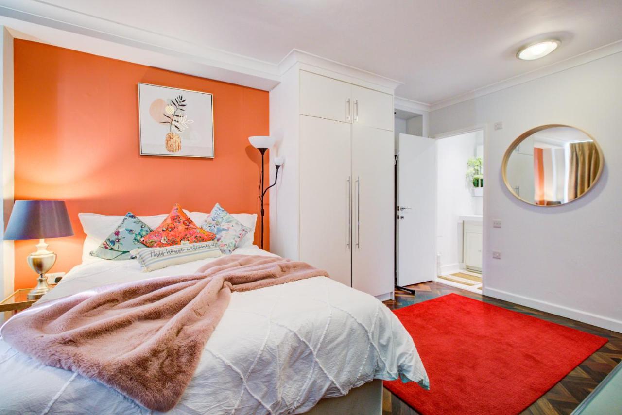 3-bedroom, 3-baths In Super Posh Marylebone, Central London, W1 Appartement Londen