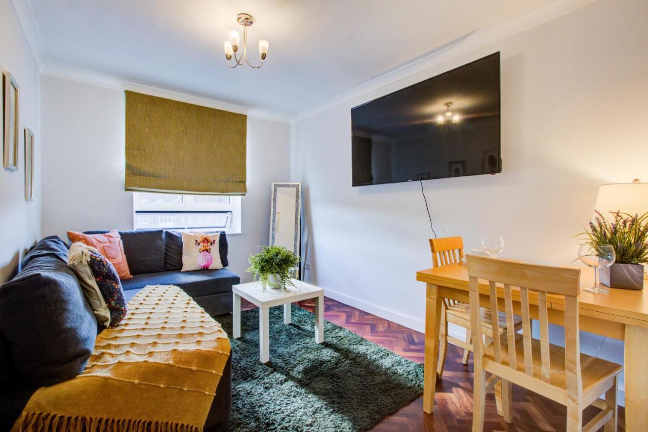 Appartement 3-bedroom, 3-baths In Super Posh Marylebone, Central London, W1 *