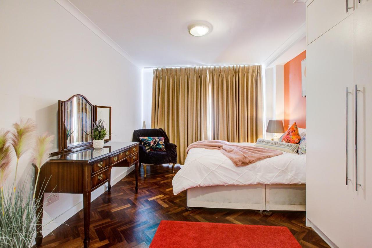 3-bedroom, 3-baths In Super Posh Marylebone, Central London, W1 * Londen