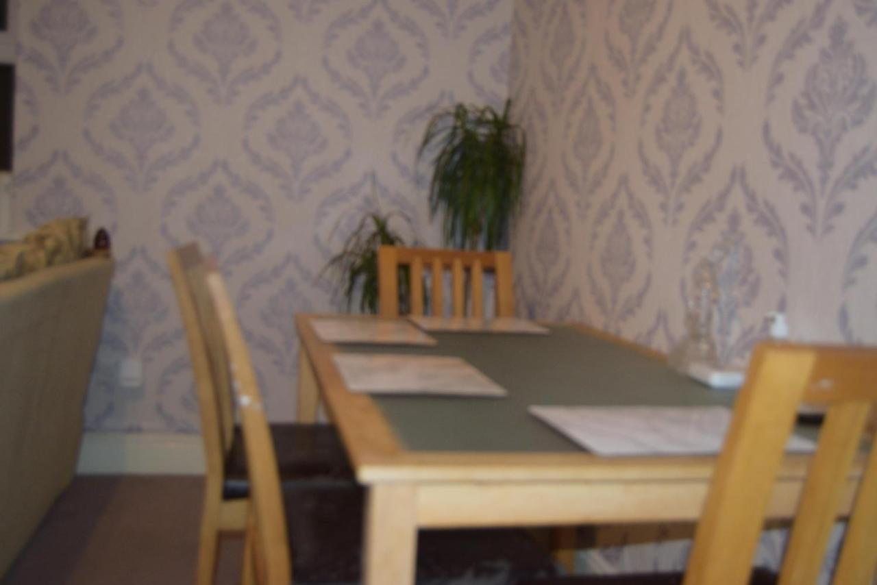 2 Bedrooms & 2 Bathrooms With An Ensuite London