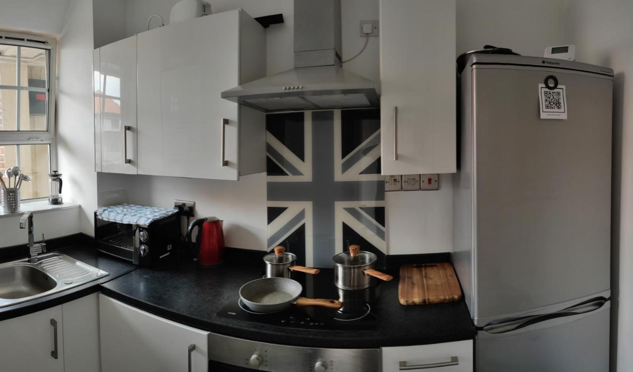 Location Location Location, Whole For You! London