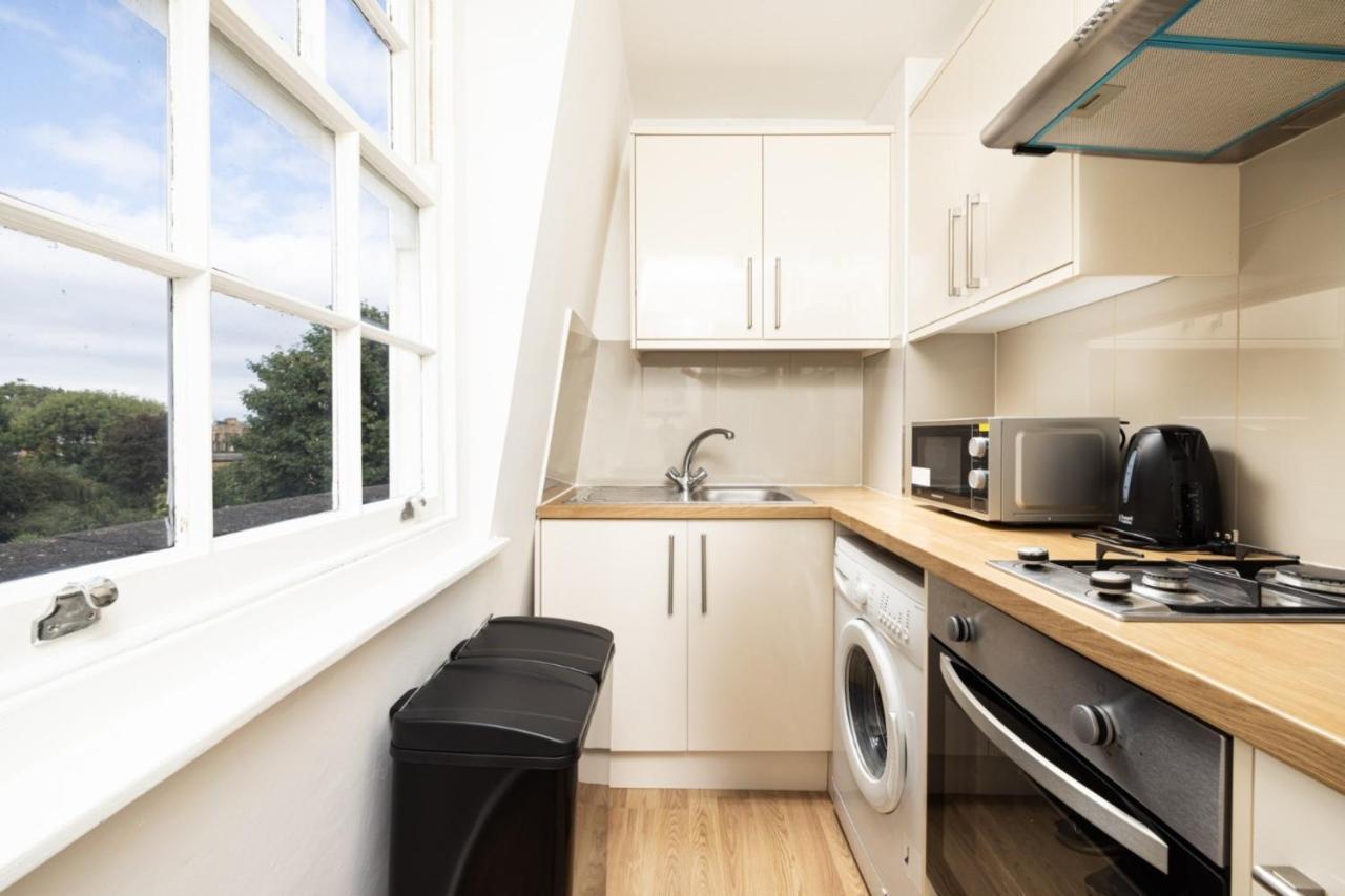 Apartment Mornington Crescent London