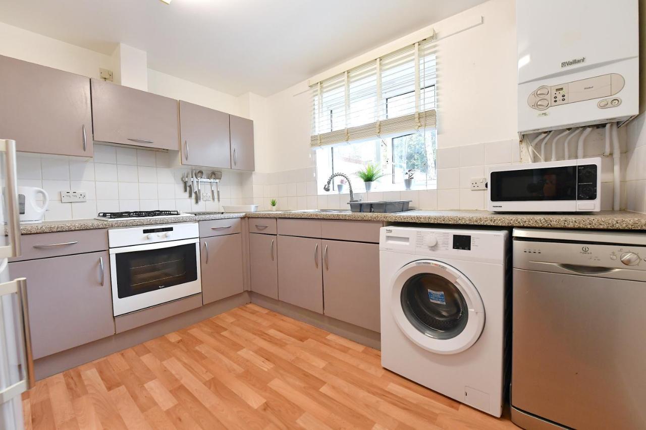 Bed & Breakfast Clapham Junction - 2 Bedroom *