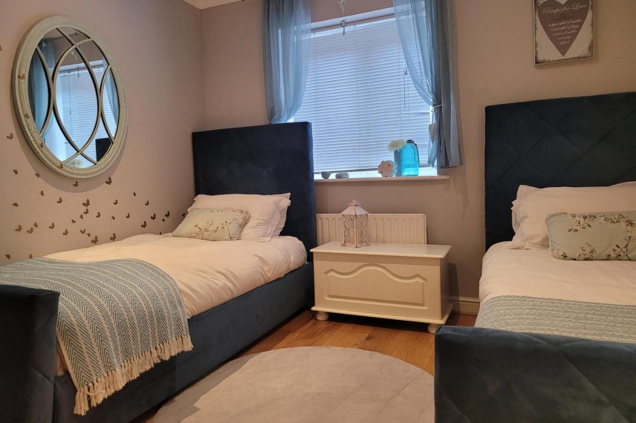 Three Bedroom By Beautiful Park Leilighet *