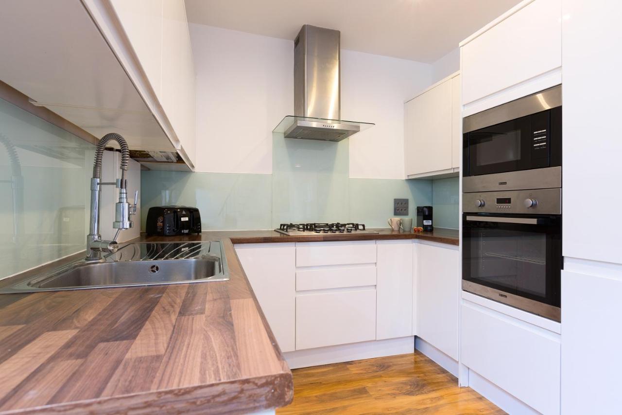 Spacious 4 Bedrooms Flat In New Oxford Street Appartement *
