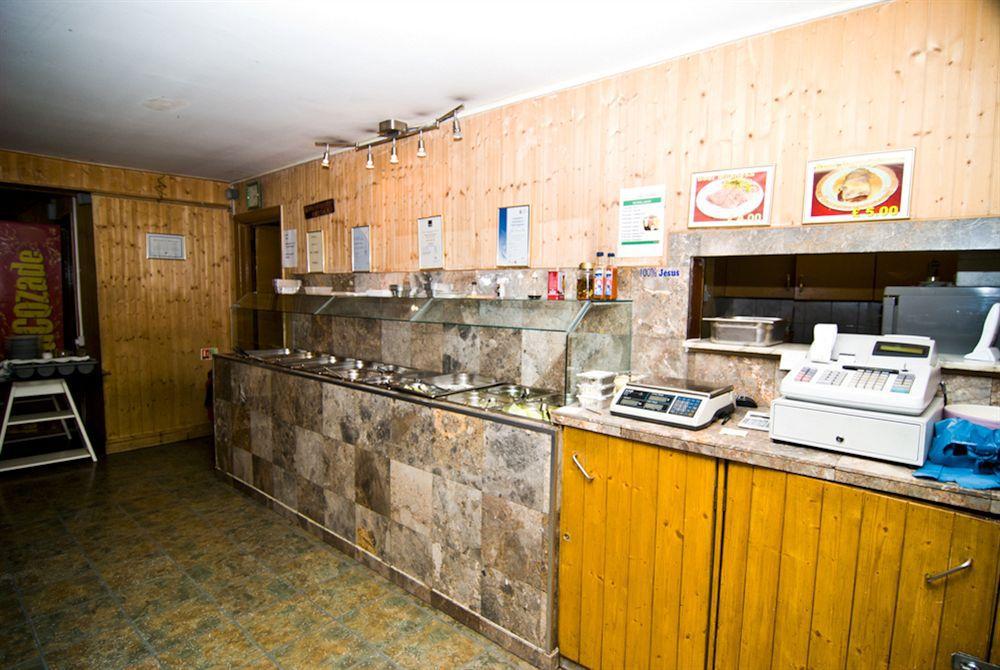 Vandrerhjem Kensal Backpackers *