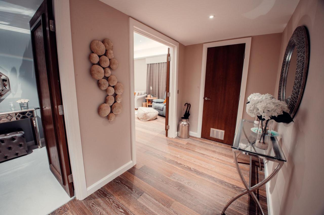 Lovely 4/bdr Penthouse W/ Lovely Views Lägenhet *