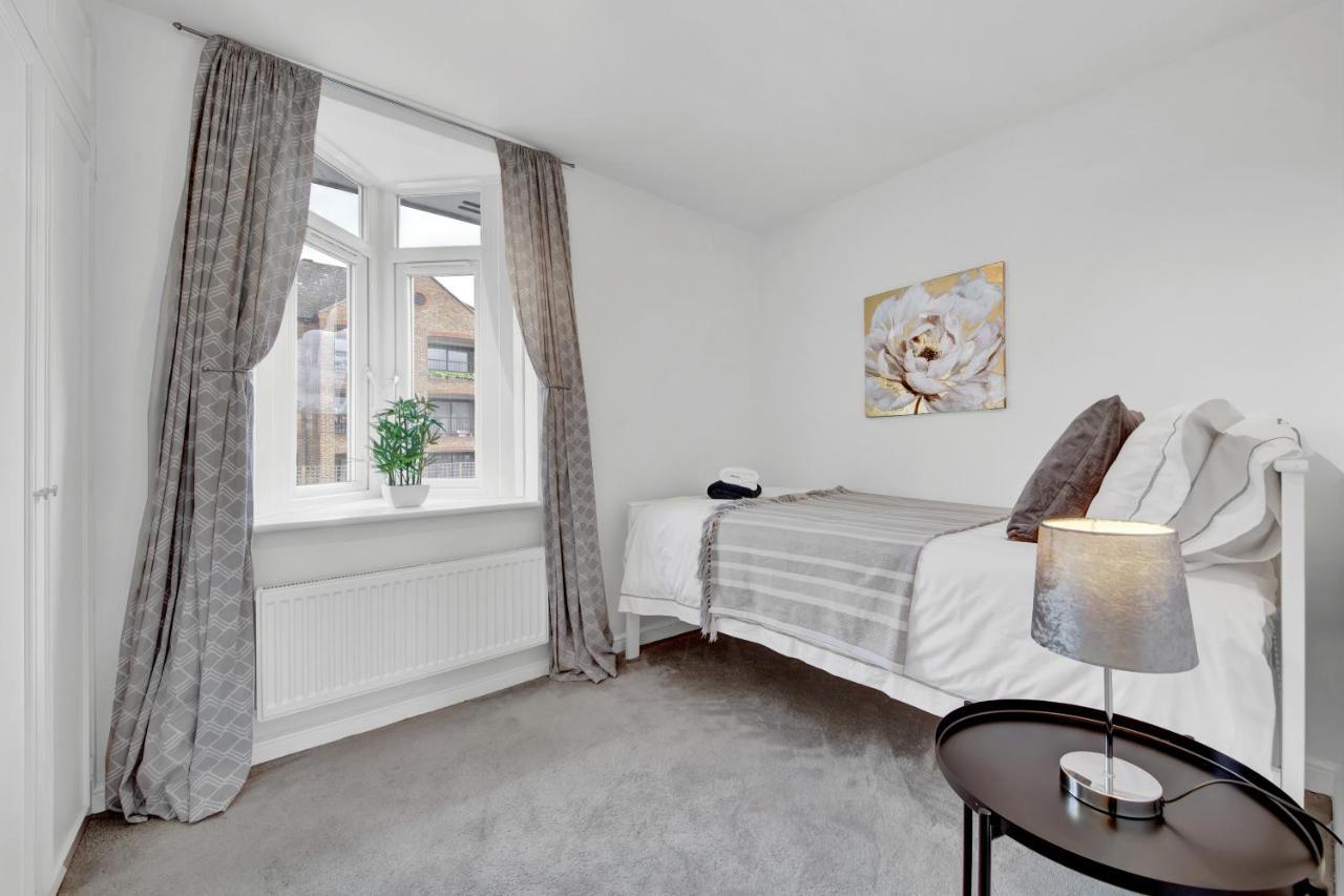 Sercasa - Island Gardens - Canary Wharf * Londen