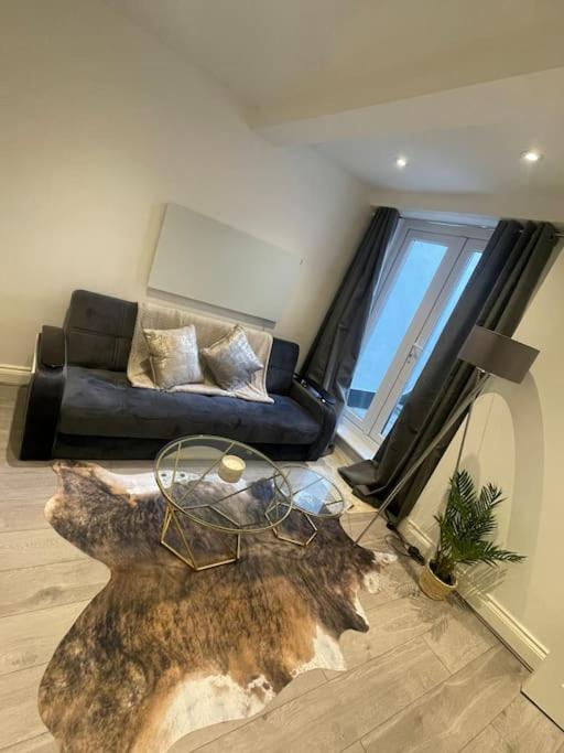 Lovely 1 Bedroom - Maida Vale *