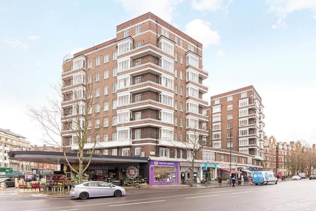 King-sized Studio, 6th Floor + Lift, Regent's Park Leilighet