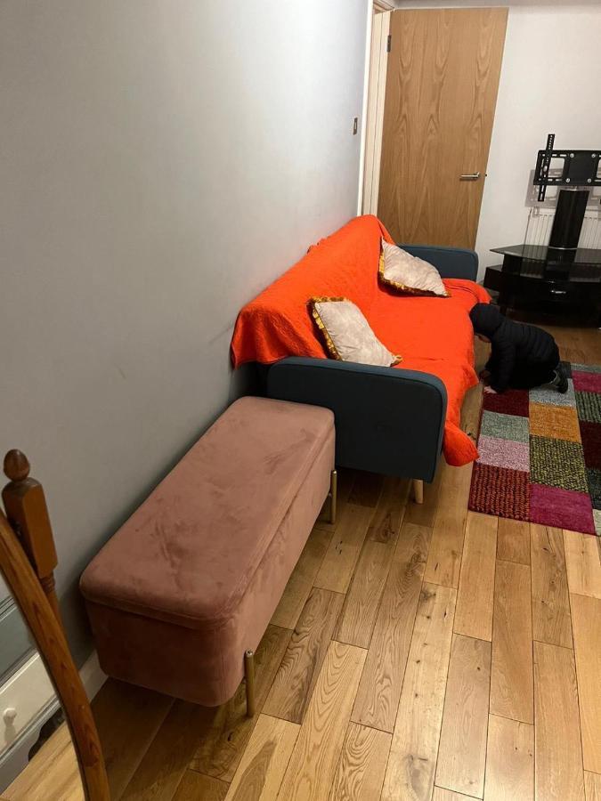 Ferienhaus Chiswick Two Minutes Station London