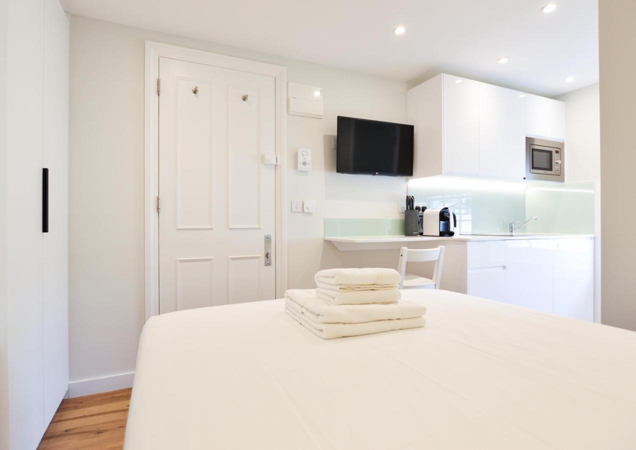 Sale Place Serviced By Concept * Londen