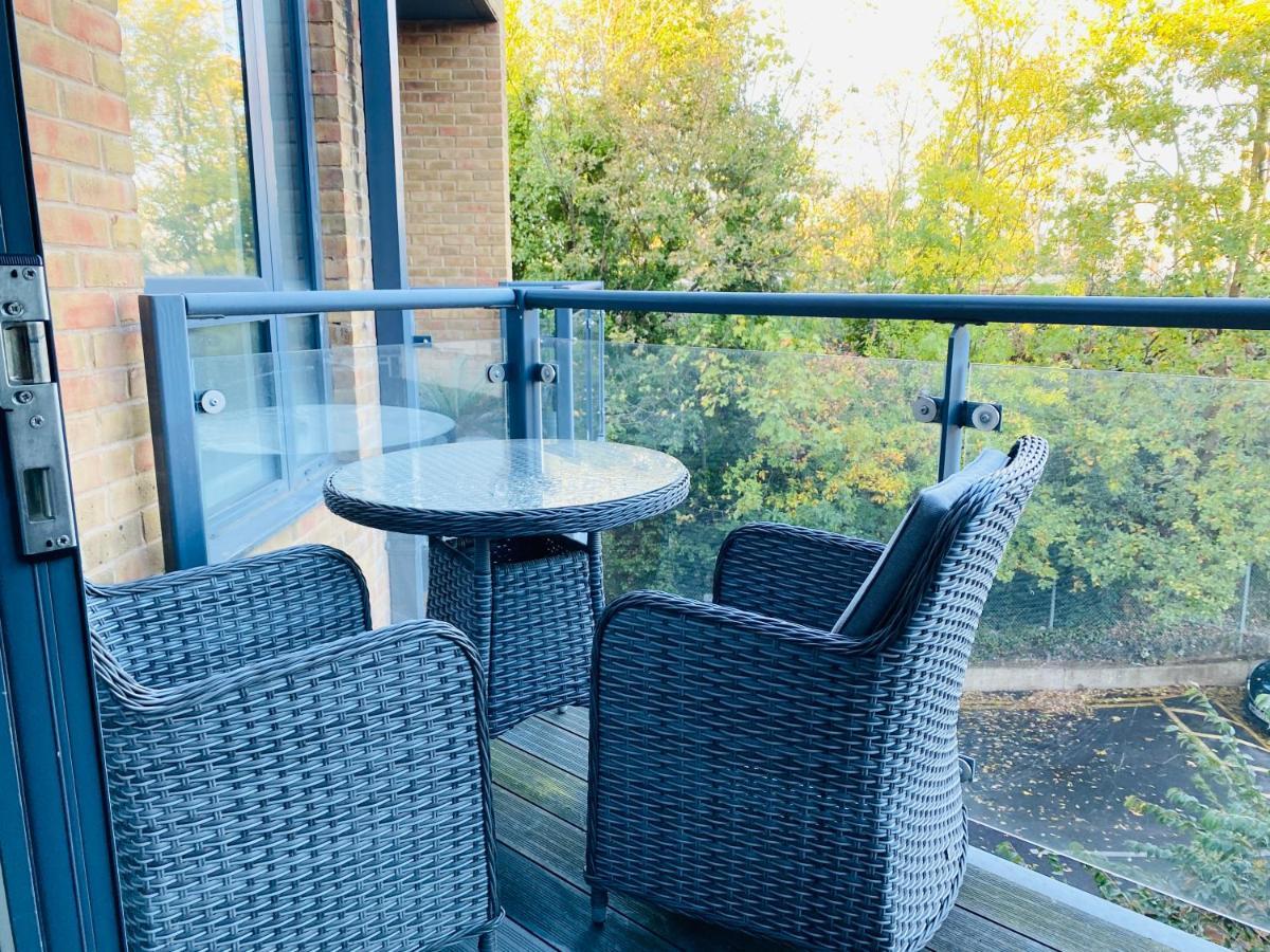 Apartment Spacious Two Bedroom In Balham