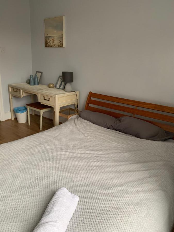 Cosy 6 Bedroom House Casa vacanze Londra