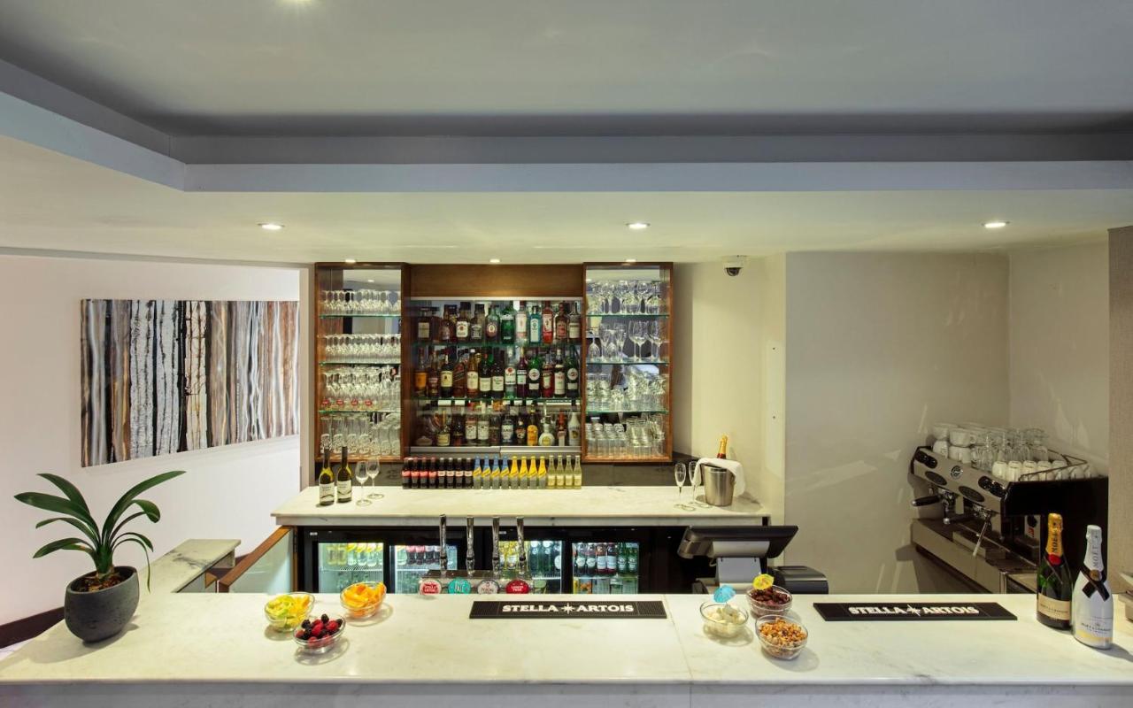 Hotel Wellington By Blue Orchid 4*