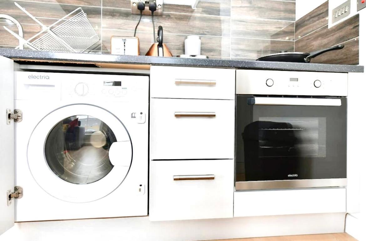 Apartment Lovely 2 Bedroom Serviced Penthouse Battersea Park Road *