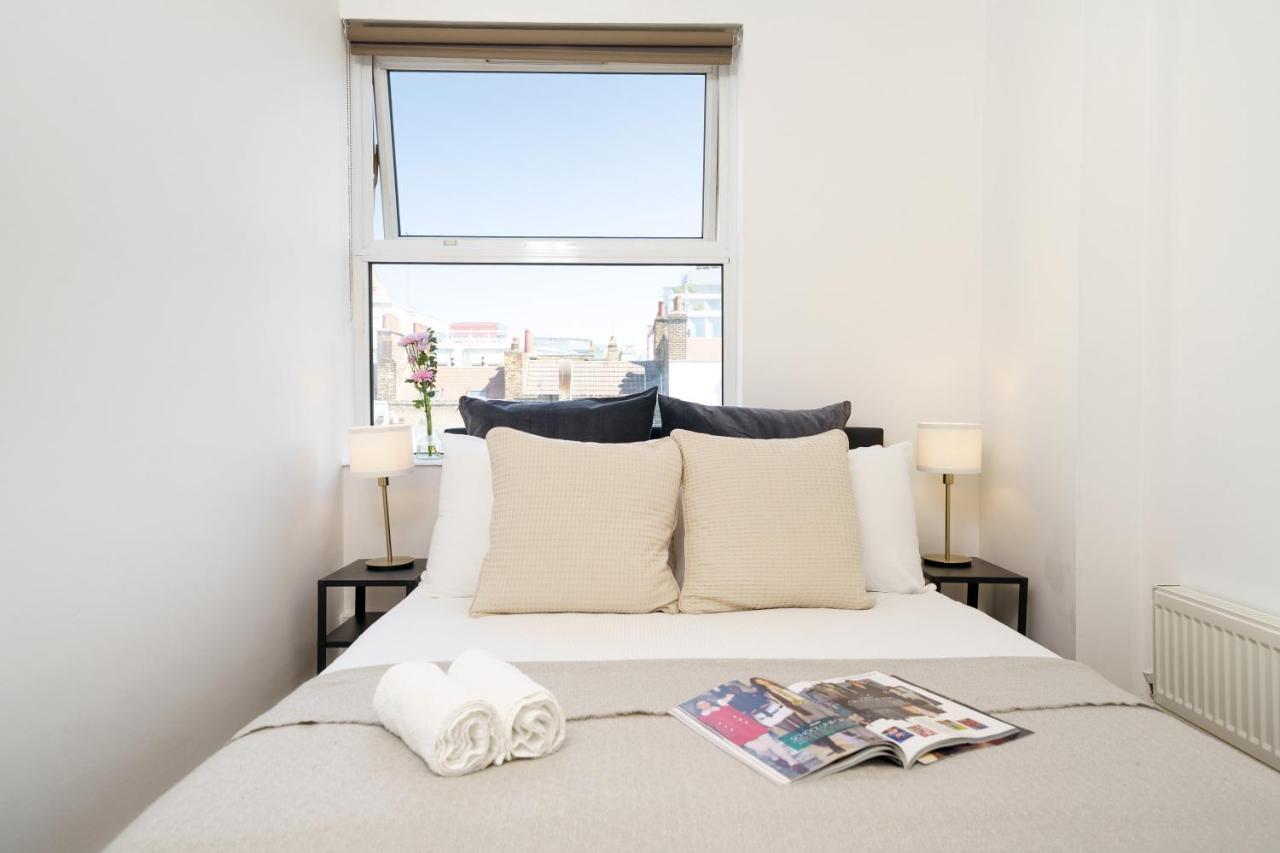Apartment Location Oxford Str, Soho 2 Bedr, 3 Beds, 2 Bath *