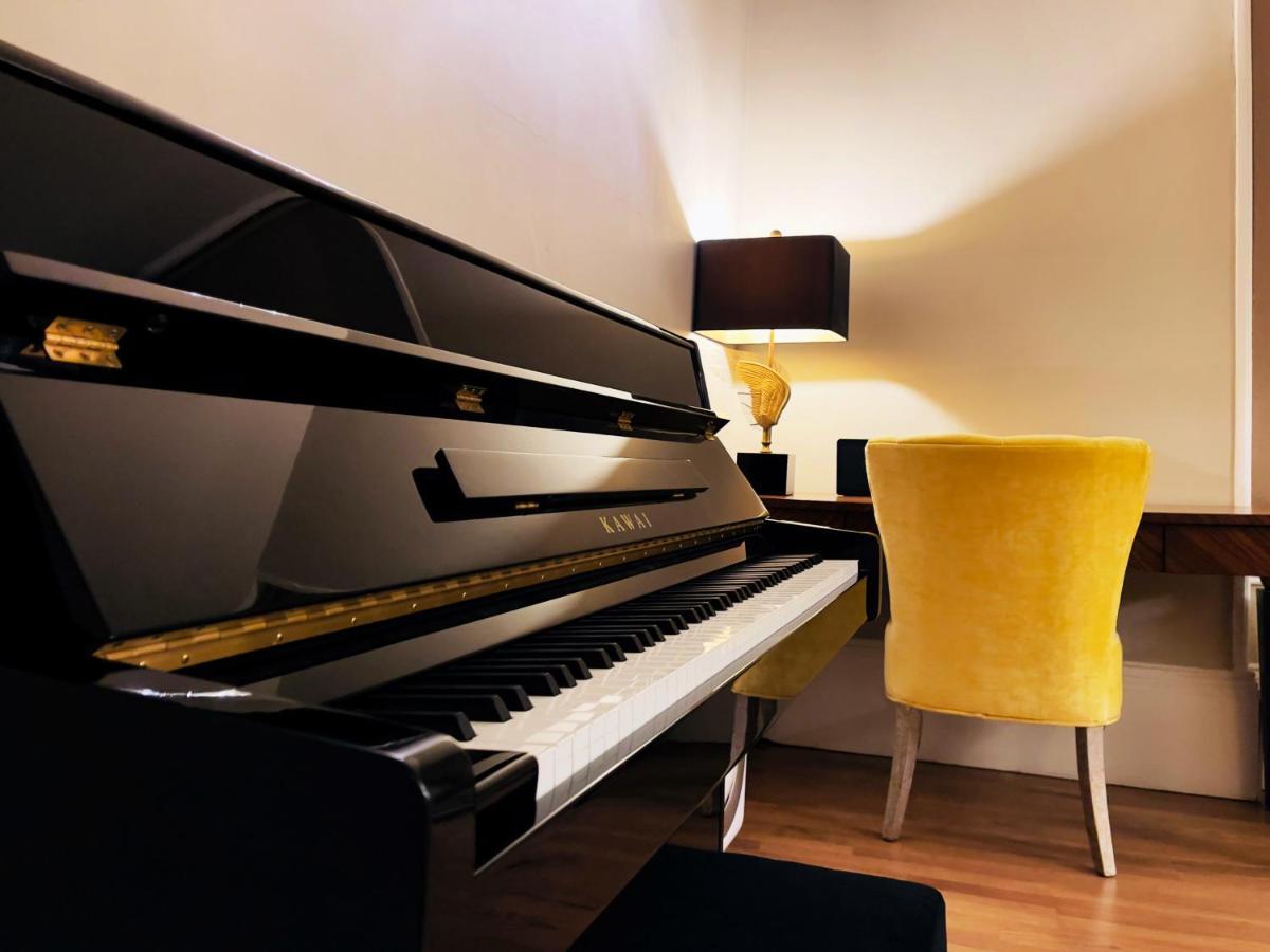 Elizabeth's Place - London's Hidden Gem London